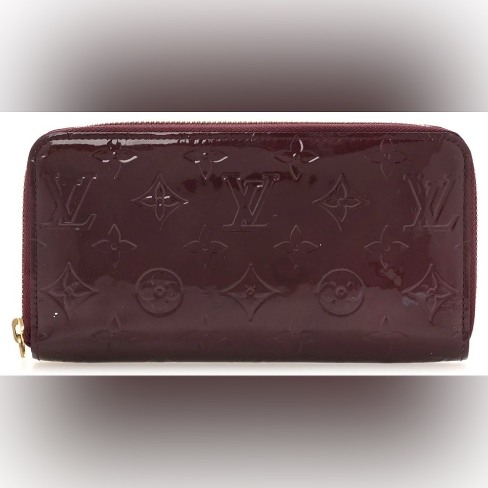 Louis Vuitton Vernis Zippy Wallet – Burgundy